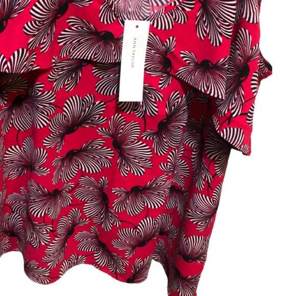 Ann Taylor Red and White Floral Blouse - Picture 5 of 7
